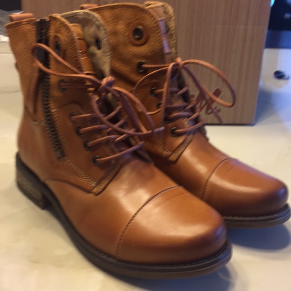 Tara M.® Loris. Cognac Ankle Boots - Picture 5 of 8